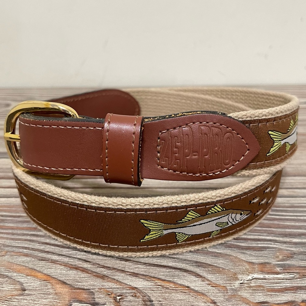 Zep-Pro Brown Canvas Golf Belt Snook Fish Print Leather Trim Brass Buckle Men 36